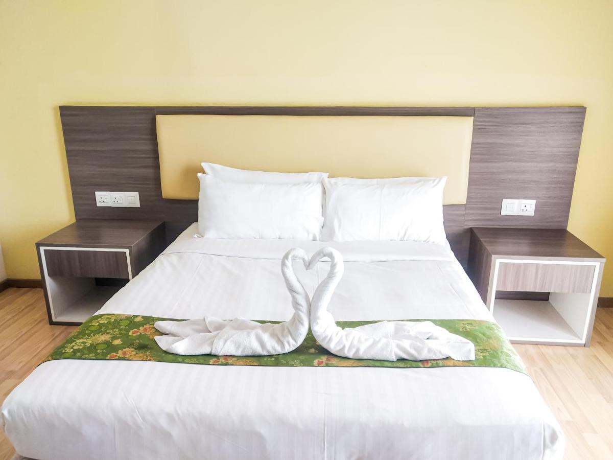 Gloria Swiss Apartment Melaka Айер Керо Стая снимка